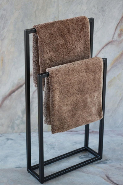 Modern Freestanding Towel Stand – Matte Black Minimalist Bathroom Towel Rack